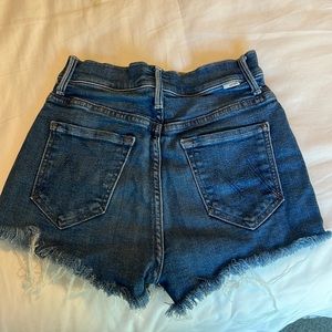 Moths shorts size 24 in great condition